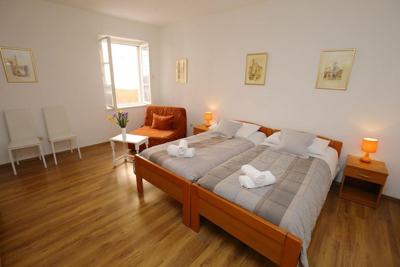Victoria Apartments - Zadar Centre Екстер'єр фото